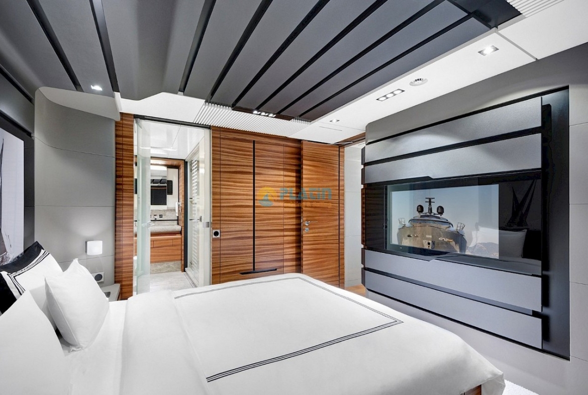 Motoryacht Charter Rent Motor Yacht