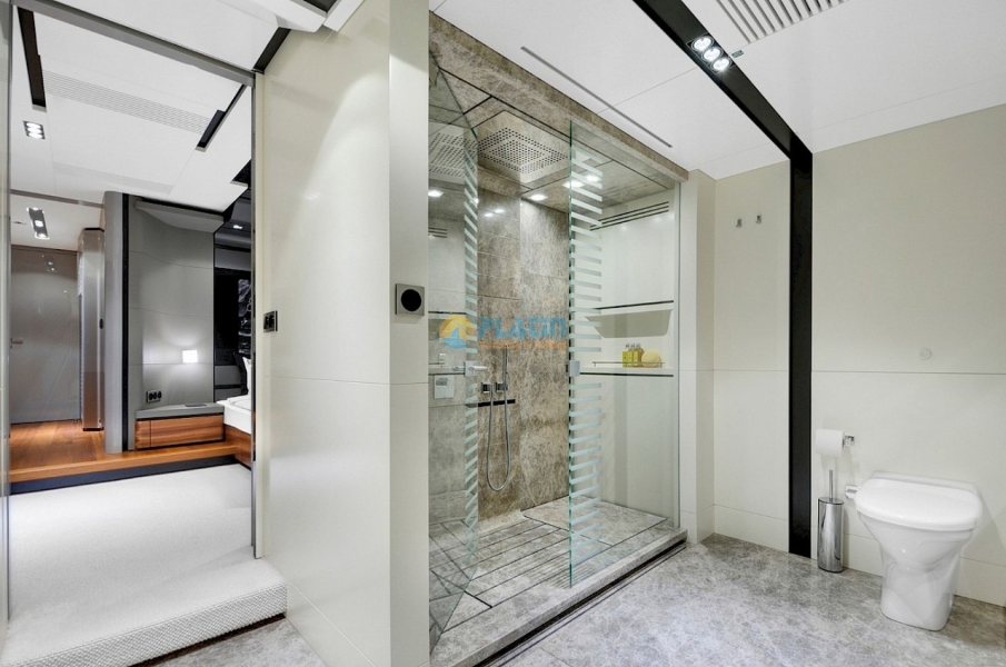 Motoryacht Charter Rent Motor Yacht