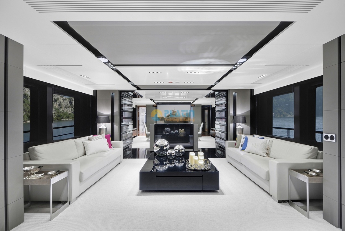 Motoryacht Charter Rent Motor Yacht