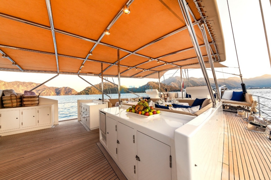 Ubi Bene Gulet Yacht Charter