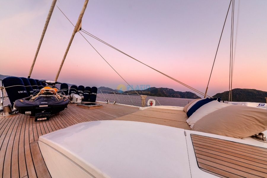 Ubi Bene Gulet Yacht Charter