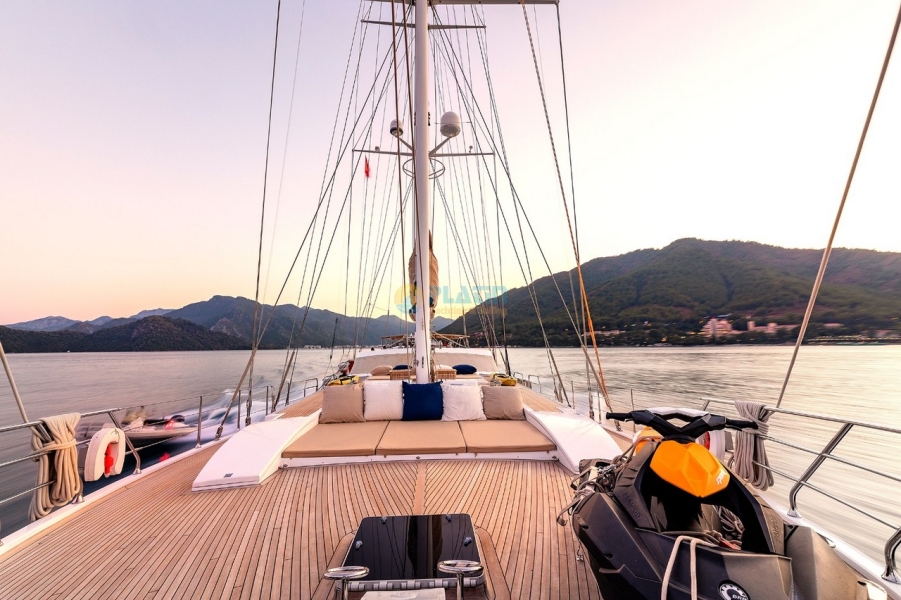 Ubi Bene Gulet Yacht Charter