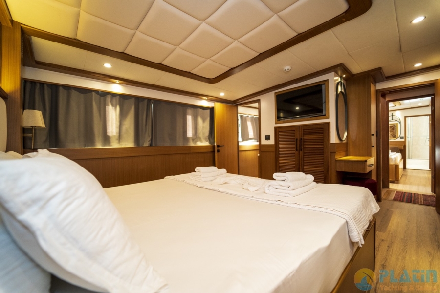 Alegria Trawler Yacht