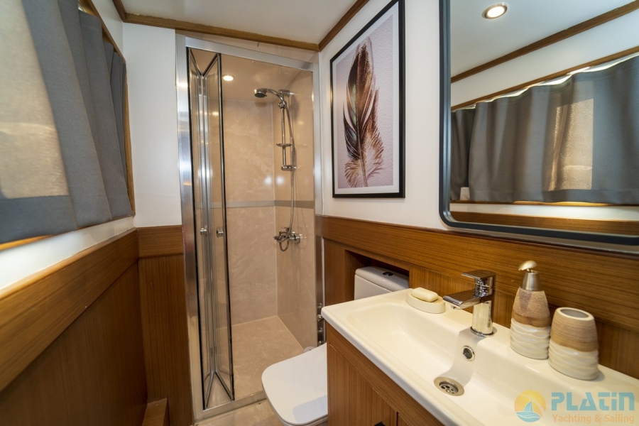 Alegria Trawler Yacht