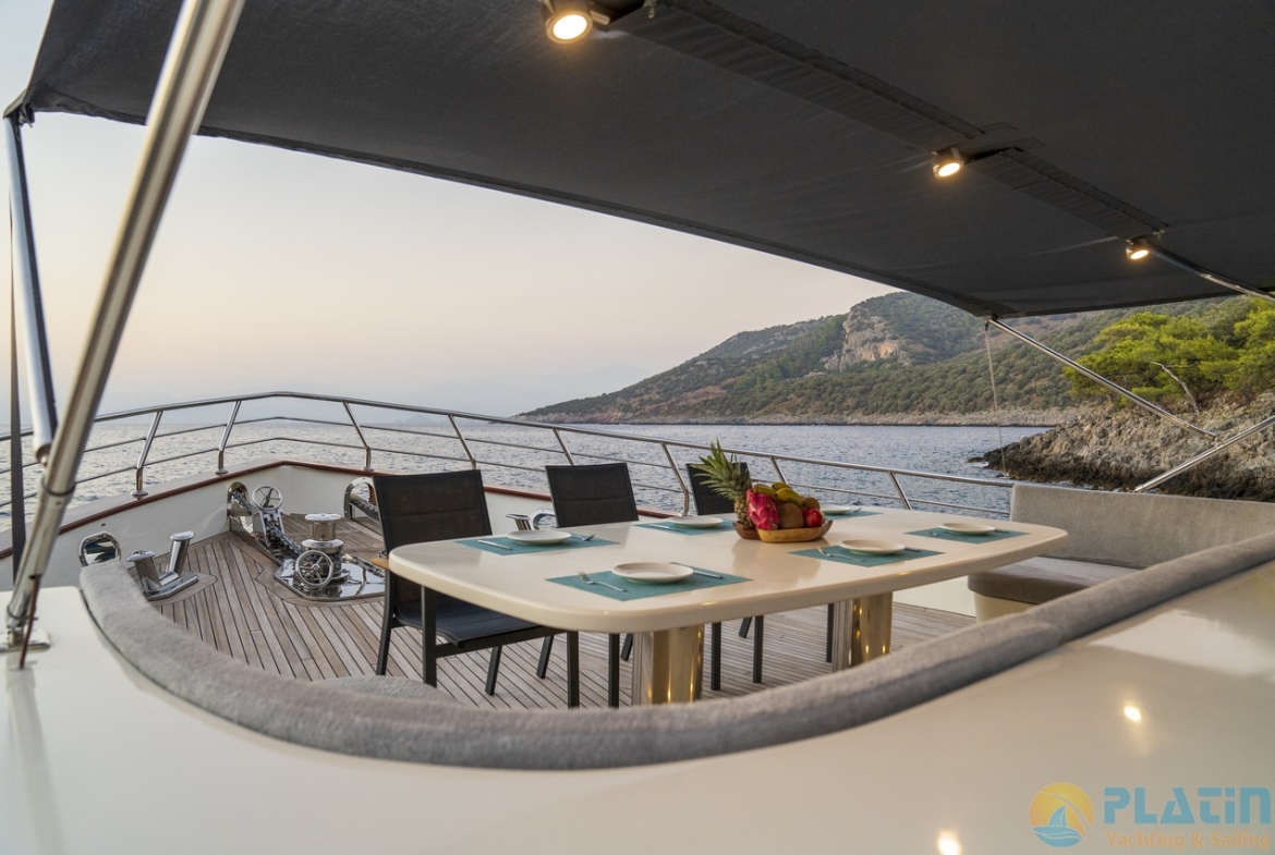 Alegria Trawler Yacht