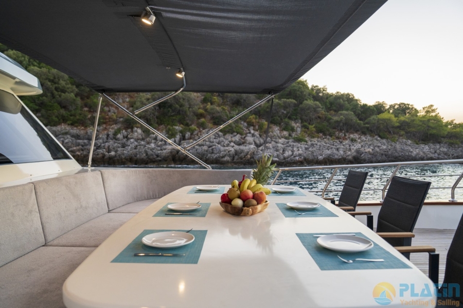 Alegria Trawler Yacht