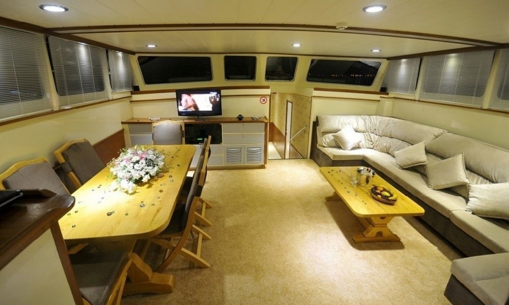 ece arina gulet caicco