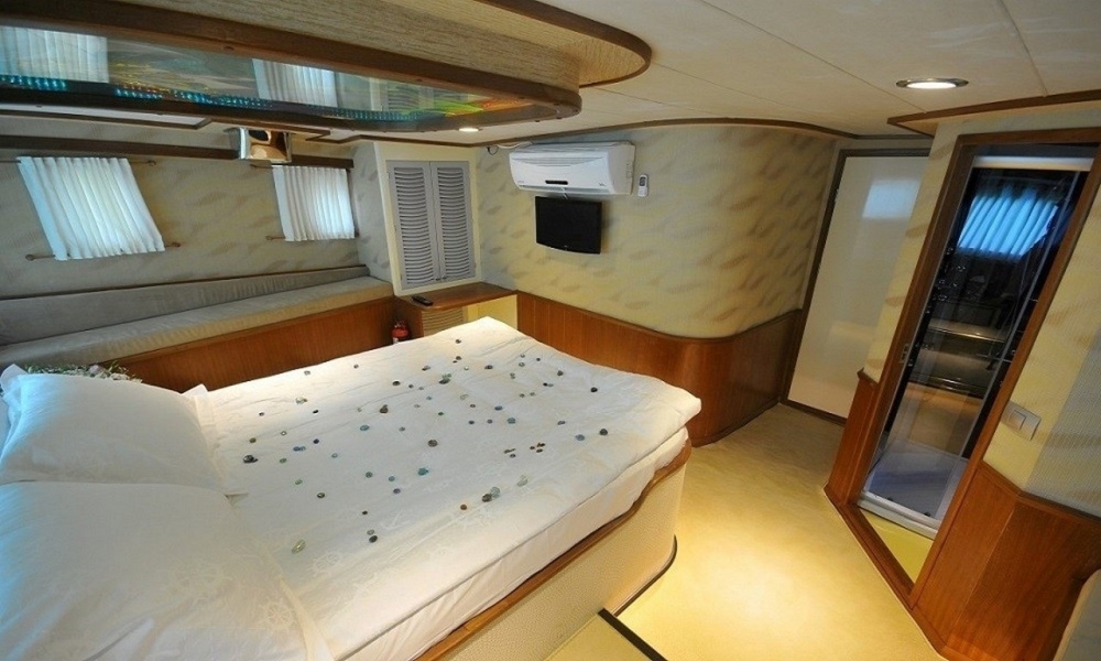 ece arina gulet caicco