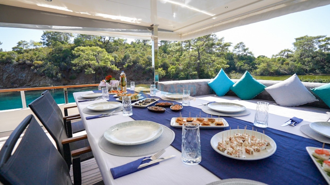 Cinar Yildizi Trawler Motoryacht