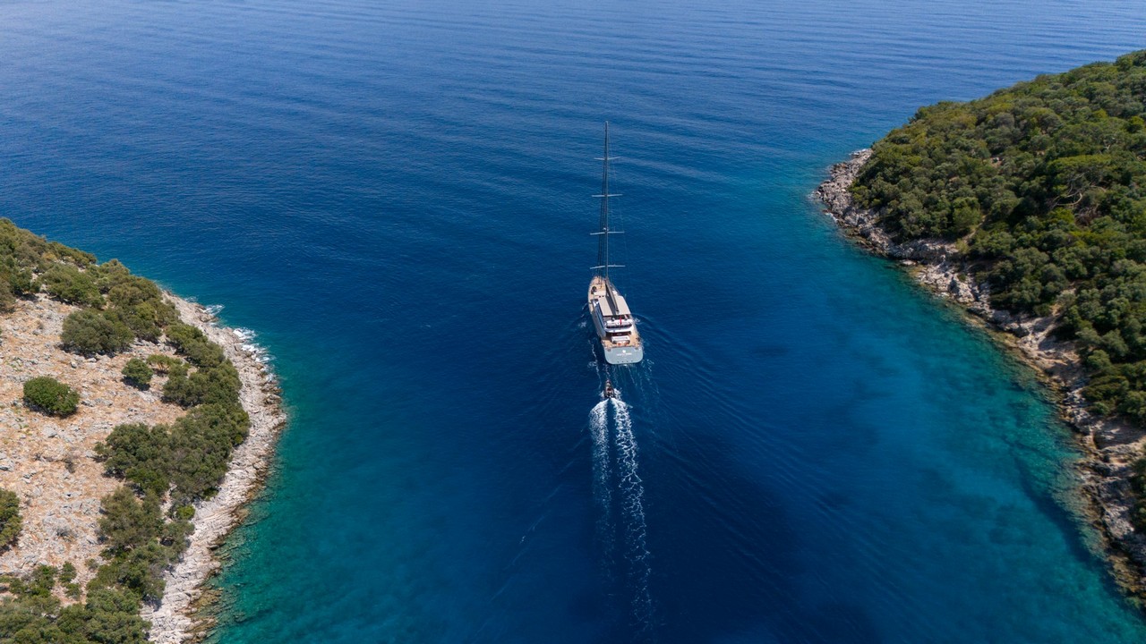 Important Advice for First-Time Yacht Charterers