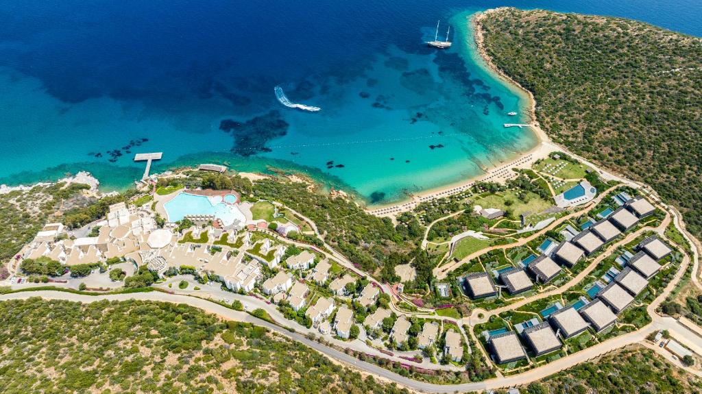 Luxury Hotels You Can Visit During a Yacht Holiday Turkey
