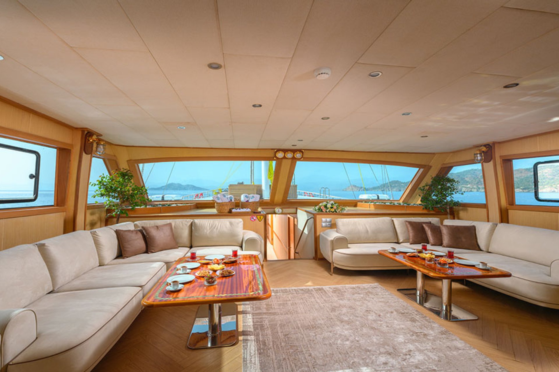 Discover Turkey’s Mediterranean Coast Aboard Your Private Yacht