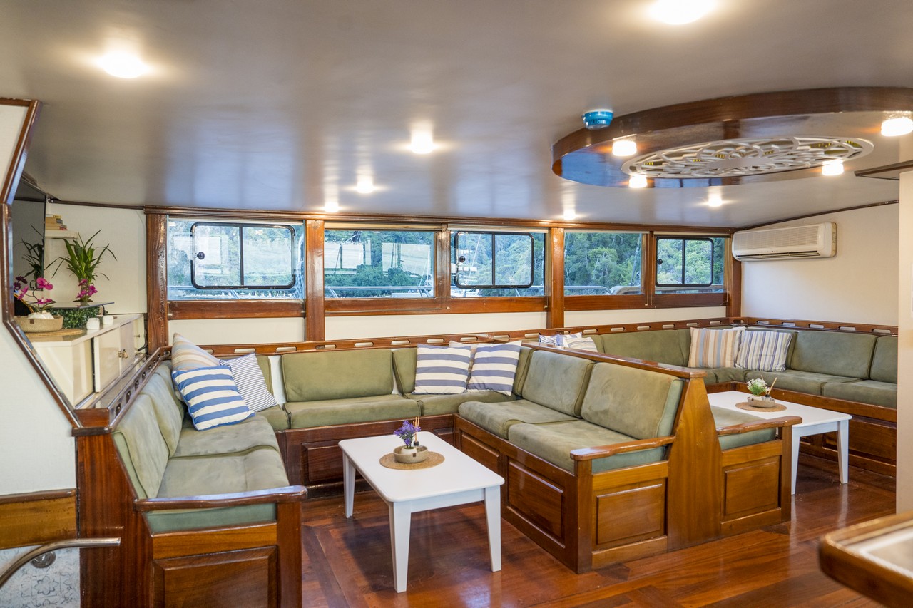 Holiday 10 Gulet – 40m Luxury Yacht with 10 Cabins for 22 Guests