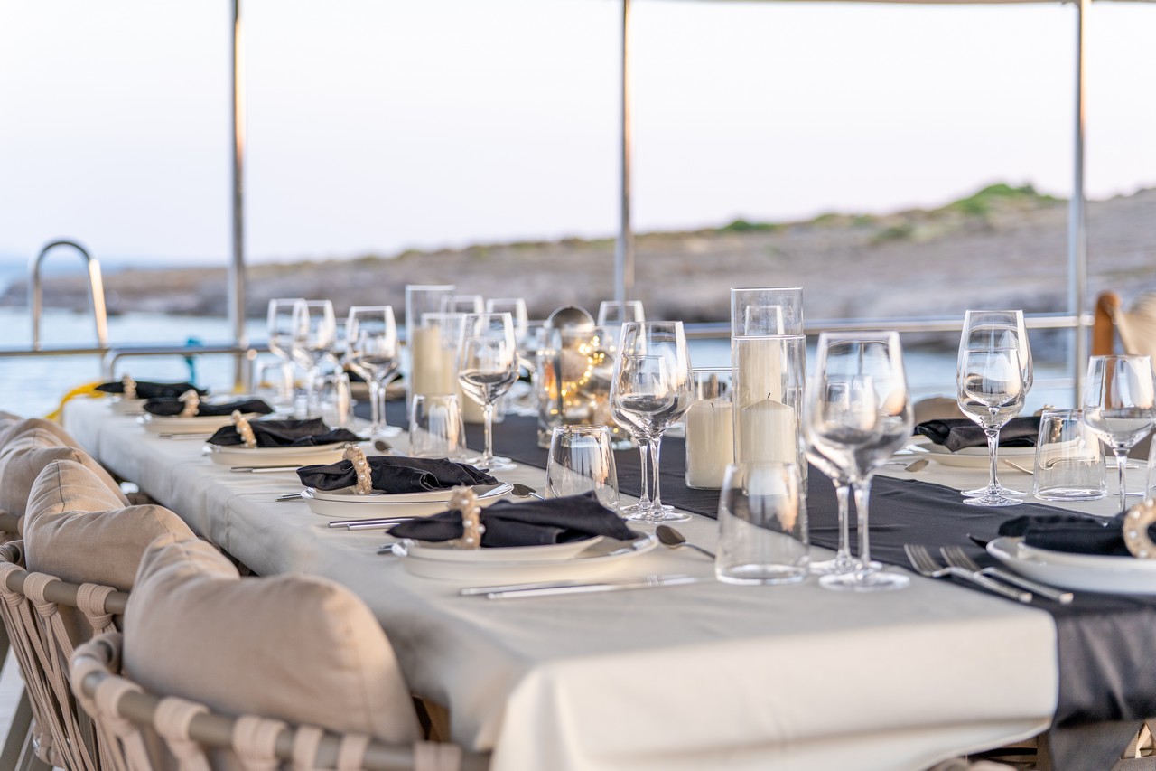 Is Chartering a 7-Cabin Yacht Like De Love Worth the Price