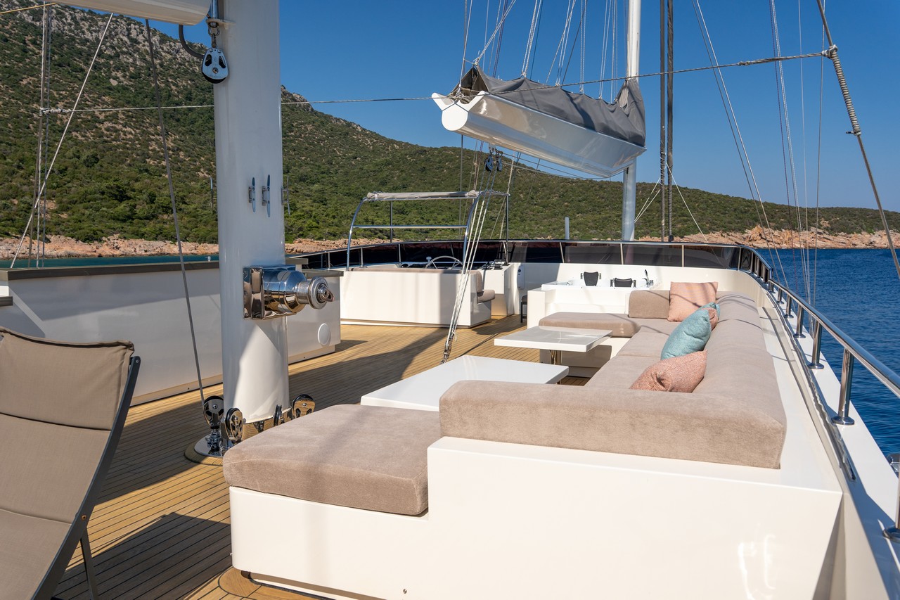 What is Ultra Luxury Gulet The Ultimate Experience at Sea