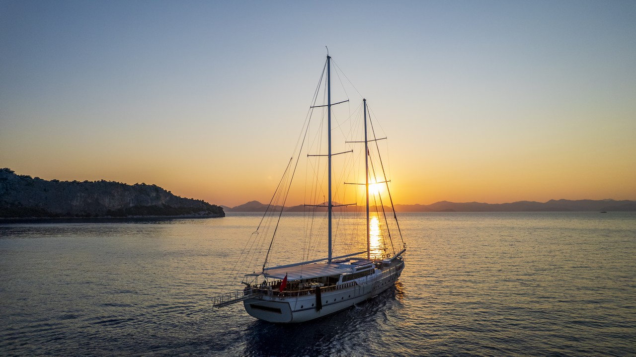 12 Main Factors That Affect Gulet Charter Prices Platinyachting