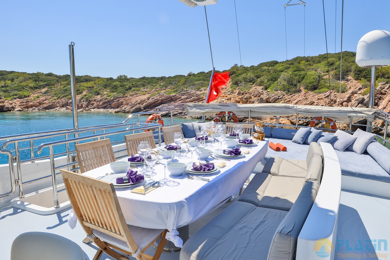 7 Quiet Advantages of Yacht Holidays That No One Ever Manages to Explain