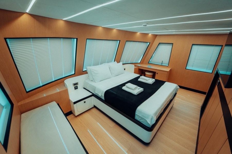 Experience an unforgettable blue cruise on BELUGA, a modern 2025 luxury motor yacht. 5 cabins, 10 guests, water sports, and tailor-made itineraries in Turkey & the Greek Islands.