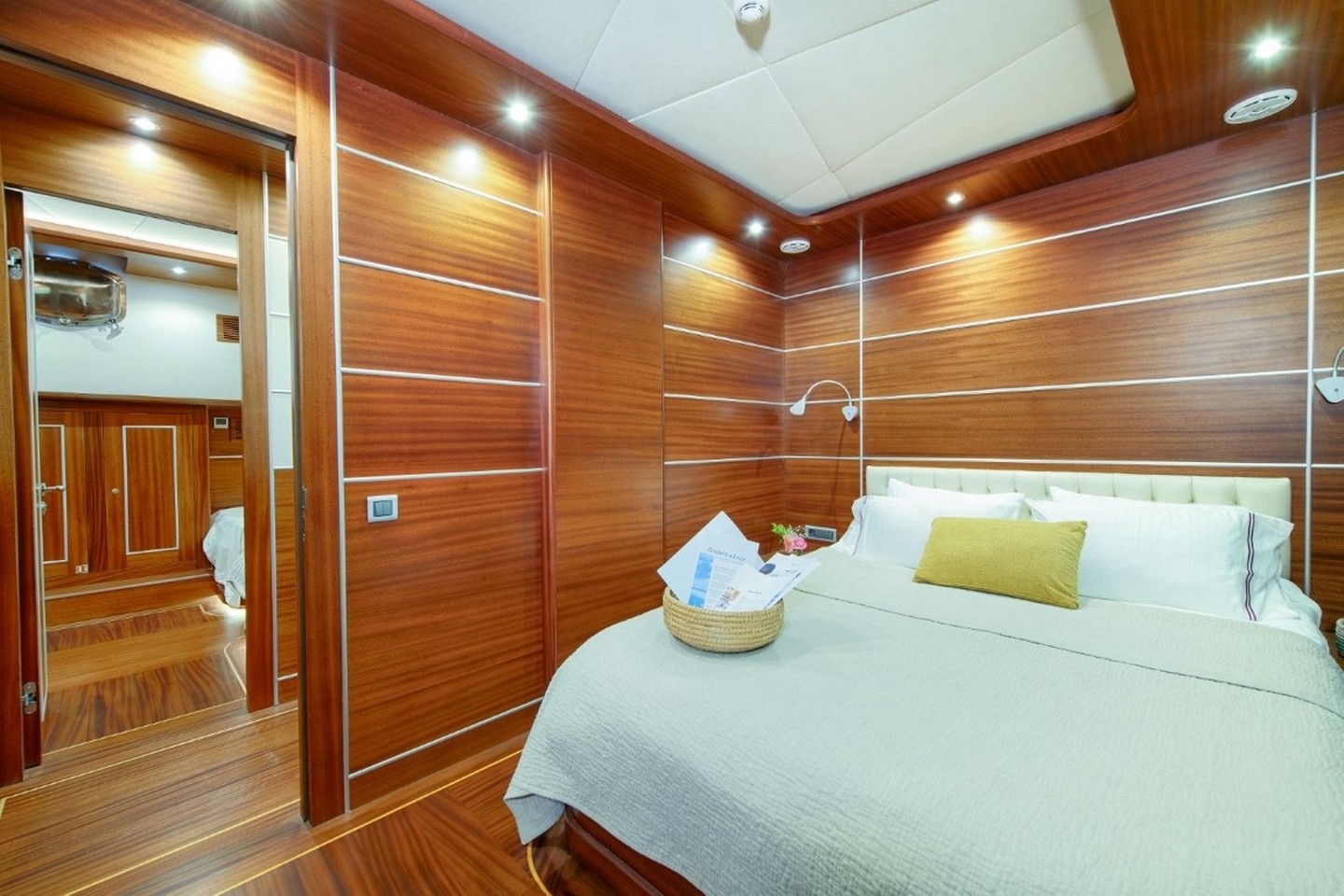 Discover how a gulet is prepared before charter—from crew briefings and route planning to safety checks and final inspections. A professional guide to seamless blue cruises