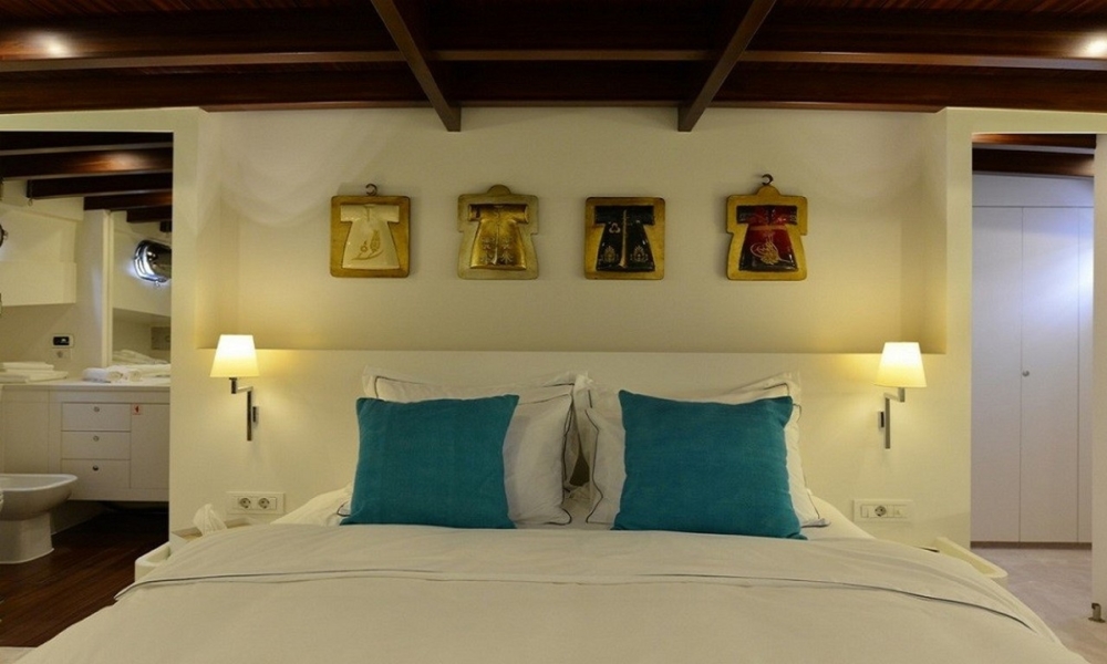 Charter White Soul from Marmaris for a private weekly luxury gulet cruise. Enjoy water sports, sun, and a personalized blue voyage experience.