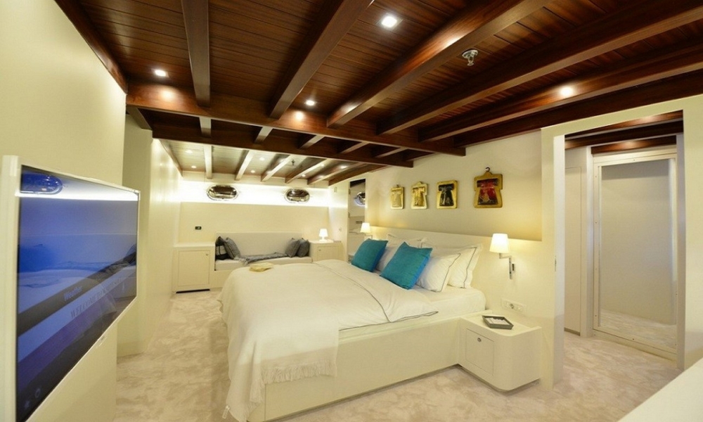 Charter White Soul from Marmaris for a private weekly luxury gulet cruise. Enjoy water sports, sun, and a personalized blue voyage experience.