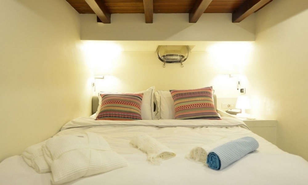 Charter White Soul from Marmaris for a private weekly luxury gulet cruise. Enjoy water sports, sun, and a personalized blue voyage experience.