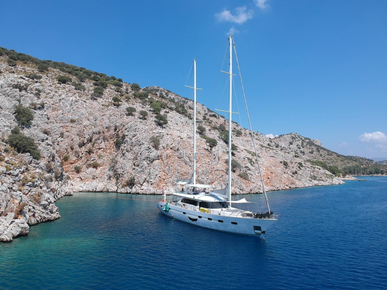 Why the Best Moments of a Blue Cruise Are Never Written in the Itinerary