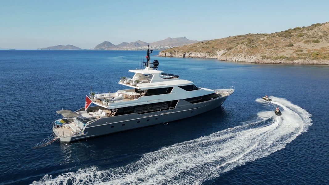 Illusion II motor yacht in Turkey. 6 cabins, 12 guests, ultra luxury yacht experience.